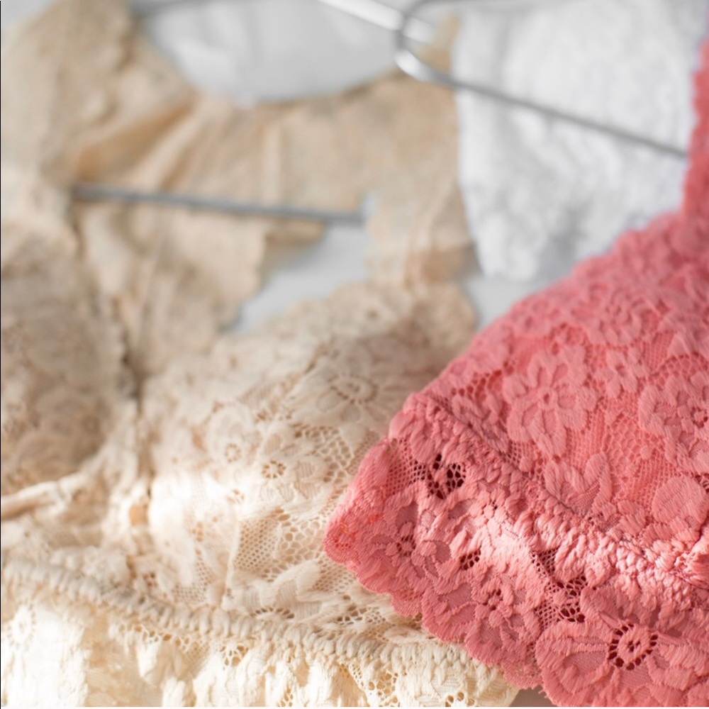 Lex Lace Bralette - Picture 7 of 8
